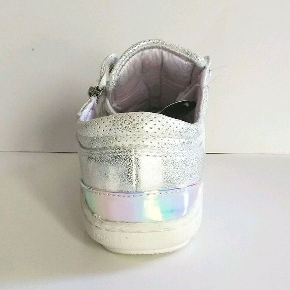 ๐ฆ KangaROOS - Picture 5 of 7